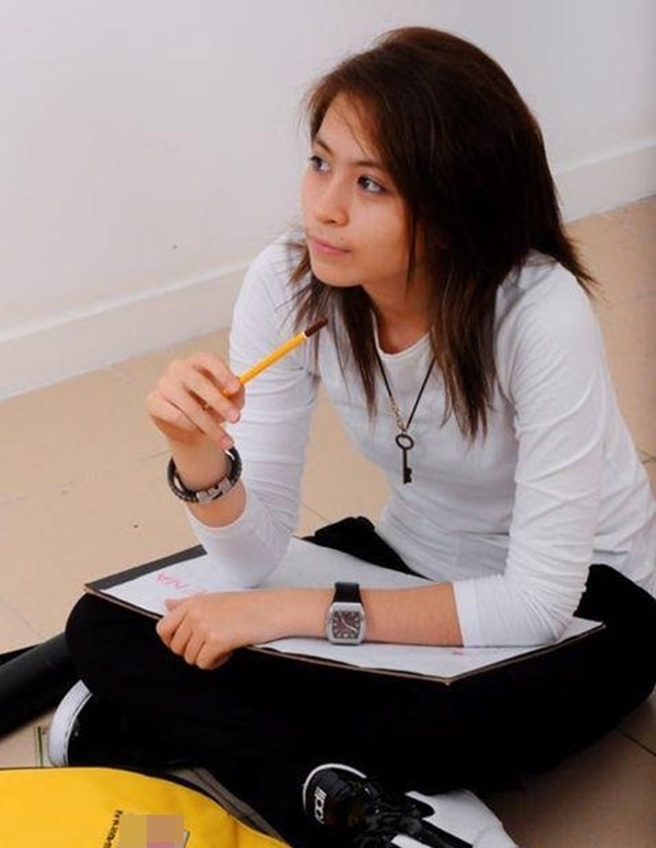 Quen voi tao hinh chuan men, nhin Gil Le va sao Viet qua xinh khi thay doi nhu the nay