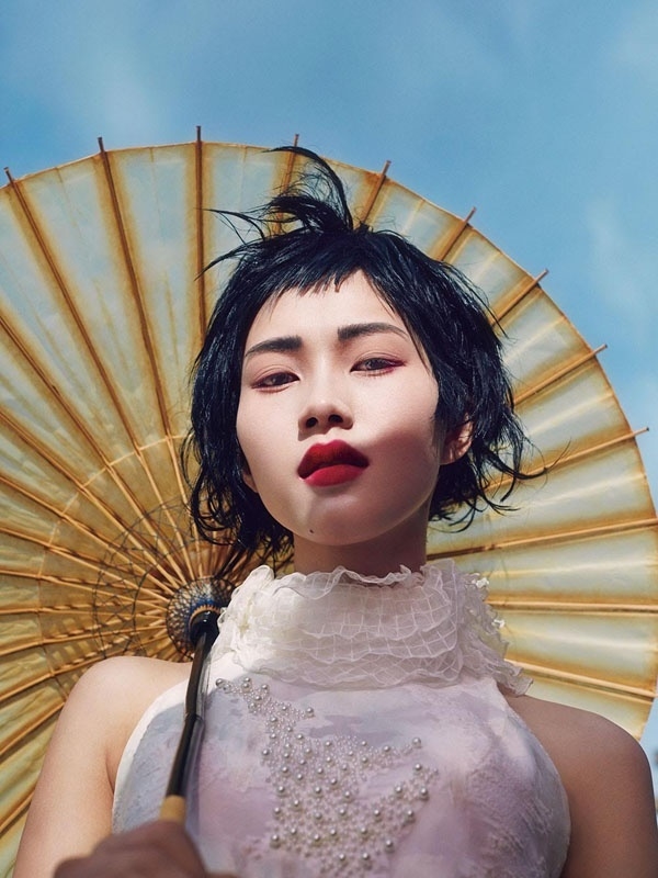 So huu khuon mat nu tinh: 4 my nhan nay khien fan la oai oai moi khi dien do ca tinh