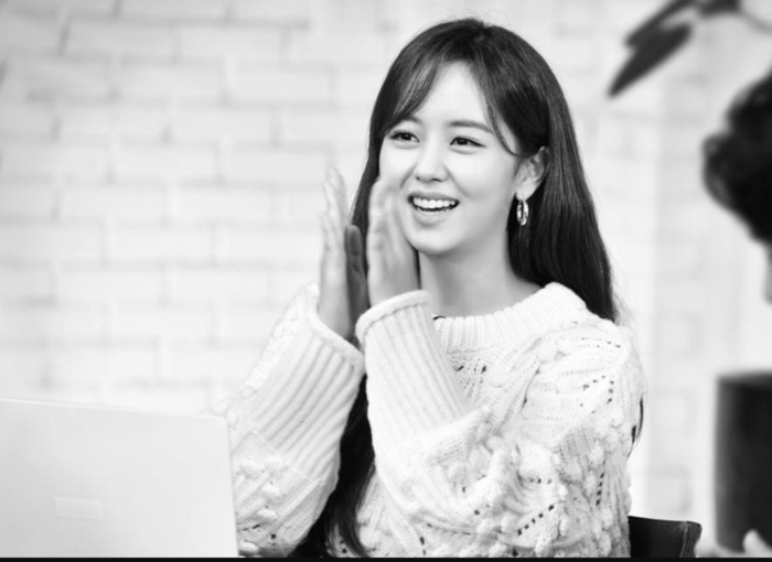 Kim So Hyun khoe nhan sắc ngày càng đẹp trong show thực tế