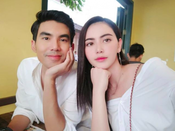 Nửa kia xuất chúng của loạt mỹ nhân lai đình đám Tbiz