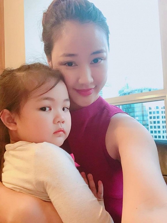 Muôn kiểu mỹ nhân Việt kiêng cữ sau sinh