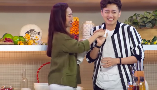 Ngô Kiến Huy òa khóc khi nghe Diệu Nhi hát Bụi phấn