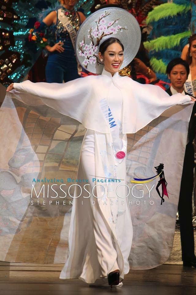 Nhìn lại những bộ quốc phục của Việt Nam tại Miss International