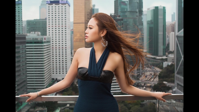 Những ái nữ con nhà tỷ phú xinh đẹp, nóng bỏng nhưng lại biết tự lực