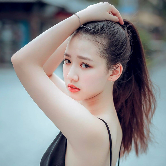 Đọ nhan sắc của các nữ chính trong MV hot 2018