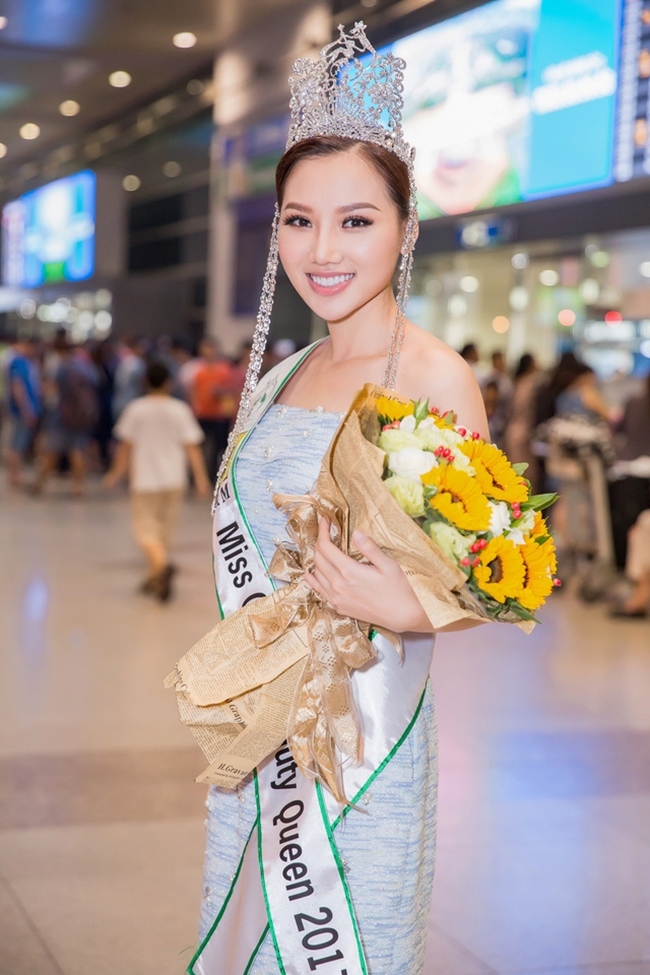 Nữ hoàng sắc đẹp Việt: một danh hiệu nhưng nhiều số phận