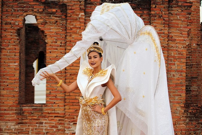 Hoa hậu các nước diện gì để thi quốc phục tại Miss Universe 2018?