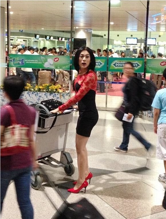 Sao Việt mắc lỗi thời trang sân bay dù có stylist chuyên nghiệp