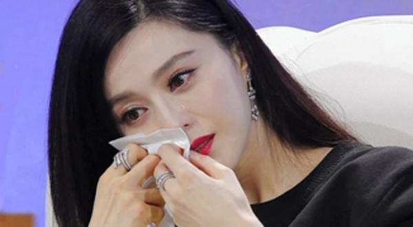 Sau tất cả, cuối cùng Phạm Băng Băng đã bắt đầu quay trở lại showbiz