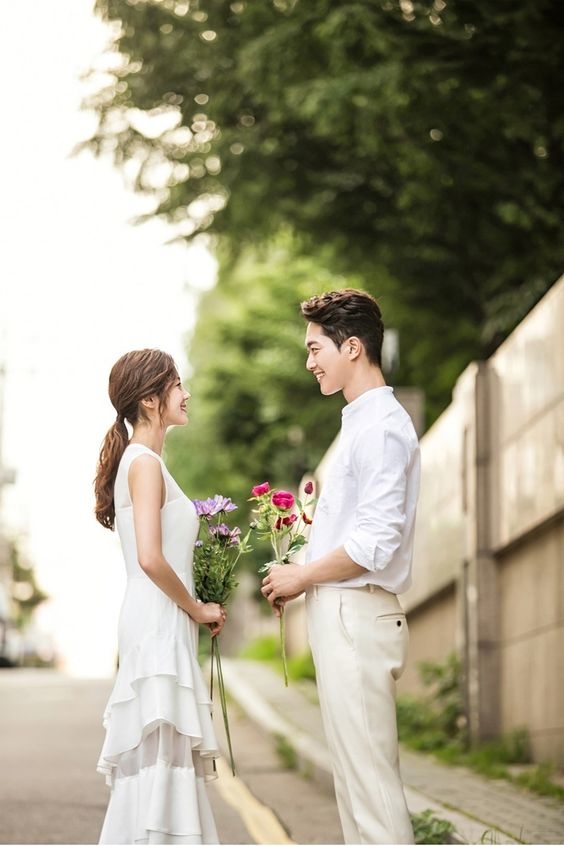 Tính cách nào ở người con gái sẽ làm cho 12 chàng hoàng đạo rung động?