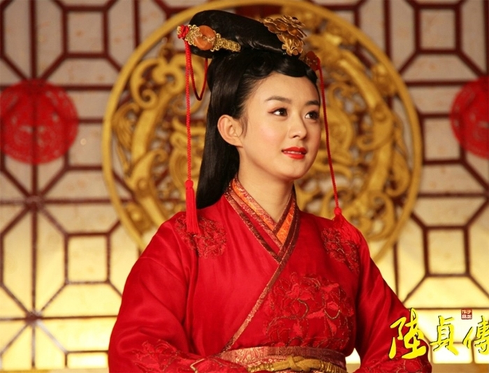 Triệu Lệ Dĩnh từ nữ phụ không ai biết, đến Nữ hoàng phim cổ trang