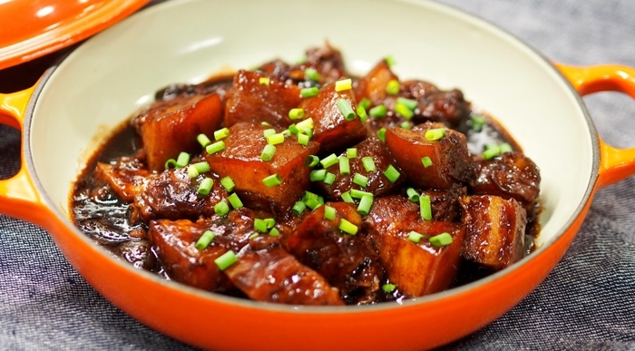 Vài chiêu đơn giản giúp món thịt kho tiêu đánh bay nồi cơm nhanh chóng