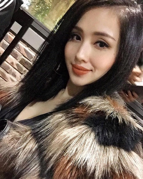 Nhan sắc của bà mẹ hai con Tâm Tít ngày càng khác lạ theo thời gian