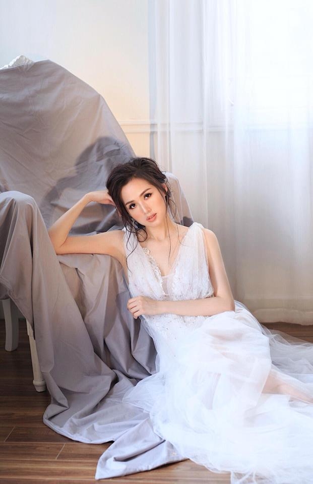 Nhan sắc của bà mẹ hai con Tâm Tít ngày càng khác lạ theo thời gian
