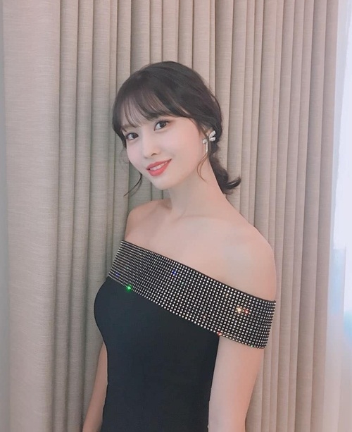 Ảnh hot sao Hàn: Key mếu máo, Jennie vẫn xinh đẹp và cool ngầu