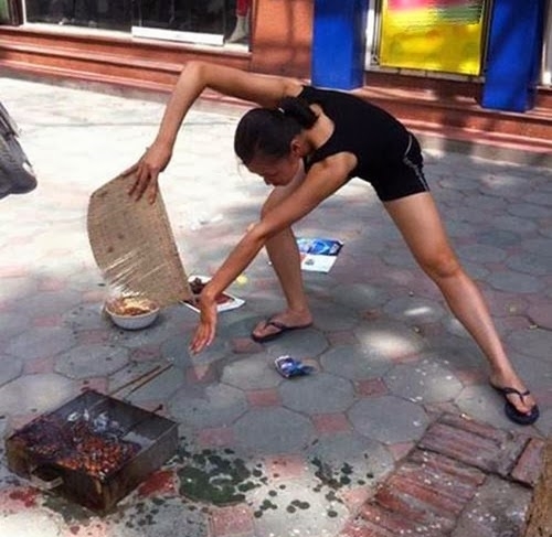 Ảnh vui tuần qua: Thời trang ẩm thực, kĩ năng trốn mẹ