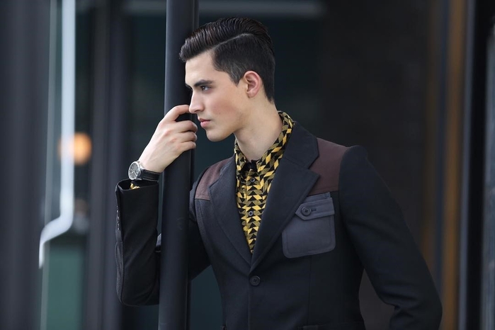 Cận cạnh ngoại hình đẹp miễn chê của quán quân The Face Men 2018