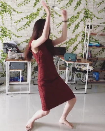 Chua het nghi van mat kiem soat hanh vi, Nam Em tiep tuc phat ngon gay soc