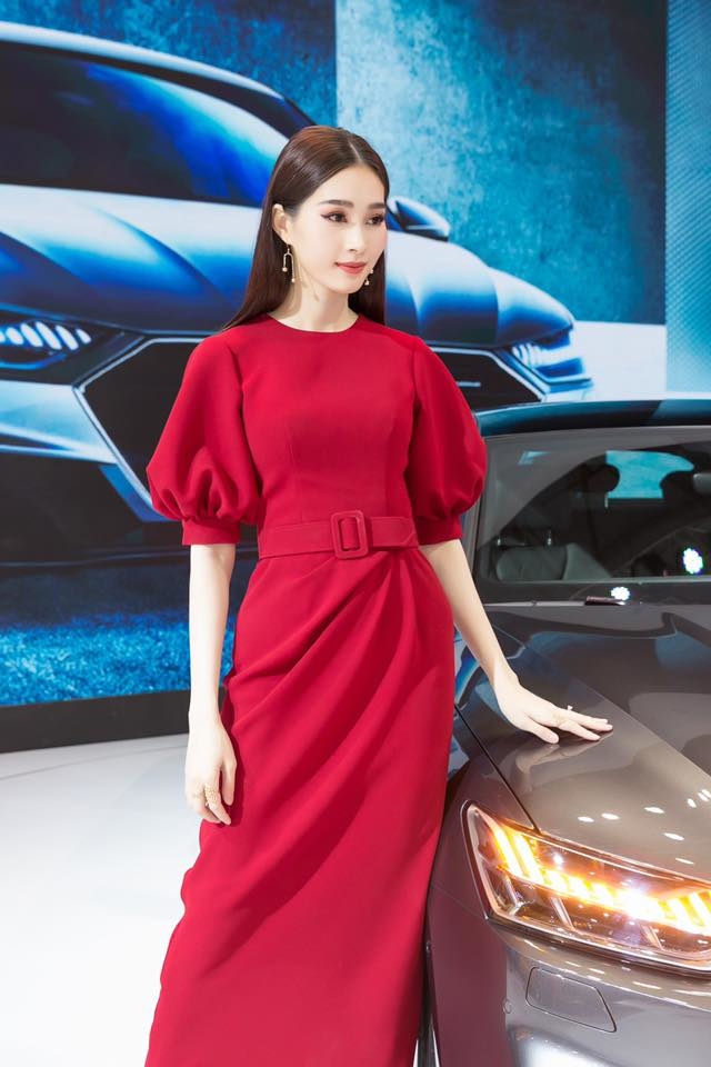 Dàn sao nữ Việt khoe dáng nuột nà sau sinh