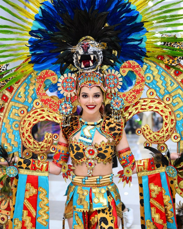 Những bộ trang phục dân tộc chặt chém nhất sân khấu Miss Universe