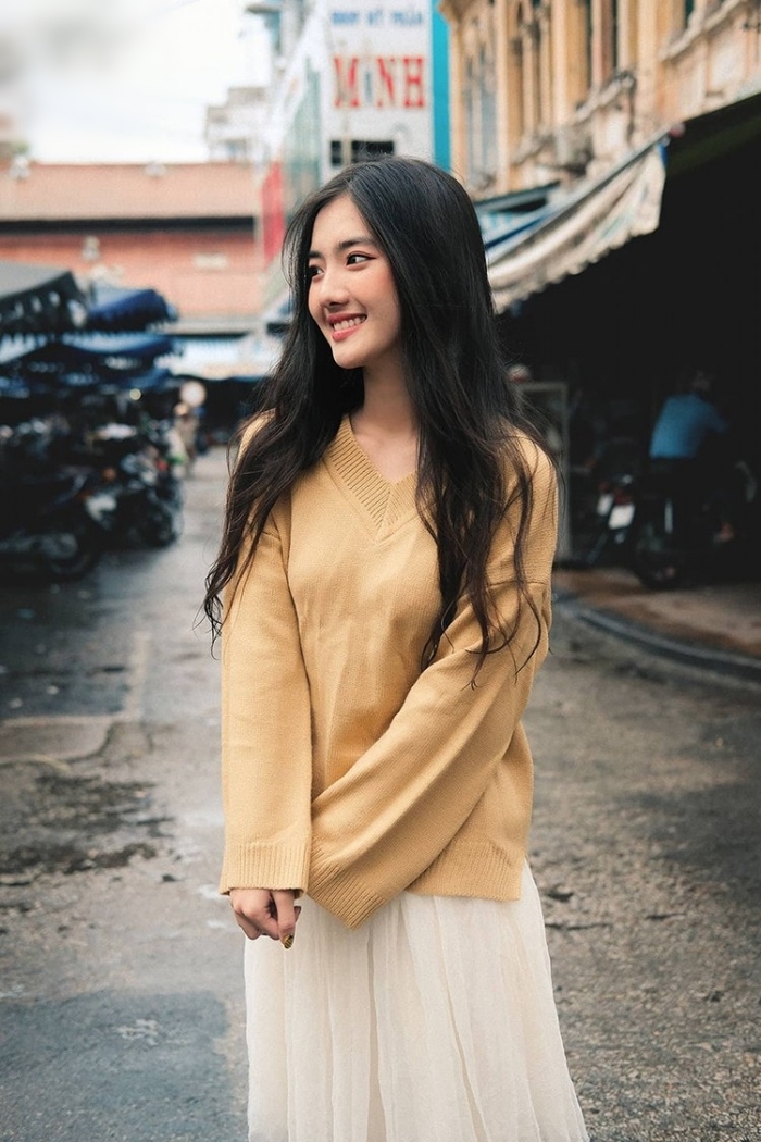 Những cô gái bất ngờ nổi tiếng vì sở hữu 'góc nghiêng thần thánh