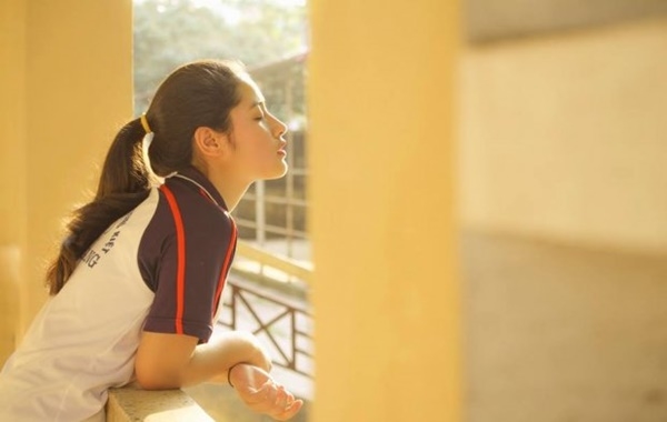Những cô gái bất ngờ nổi tiếng vì sở hữu 'góc nghiêng thần thánh