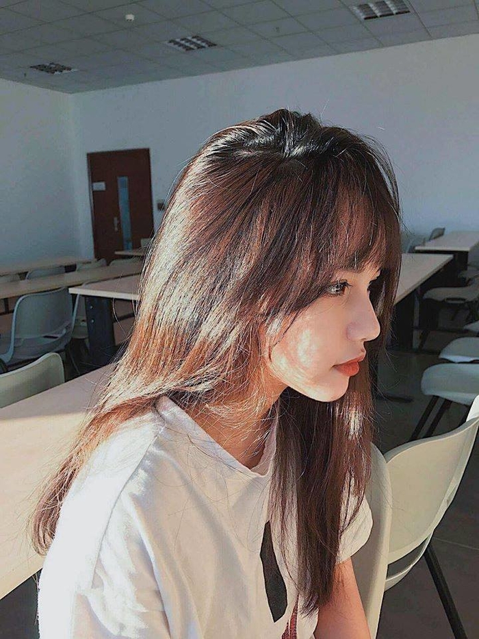 Những cô gái bất ngờ nổi tiếng vì sở hữu 'góc nghiêng thần thánh