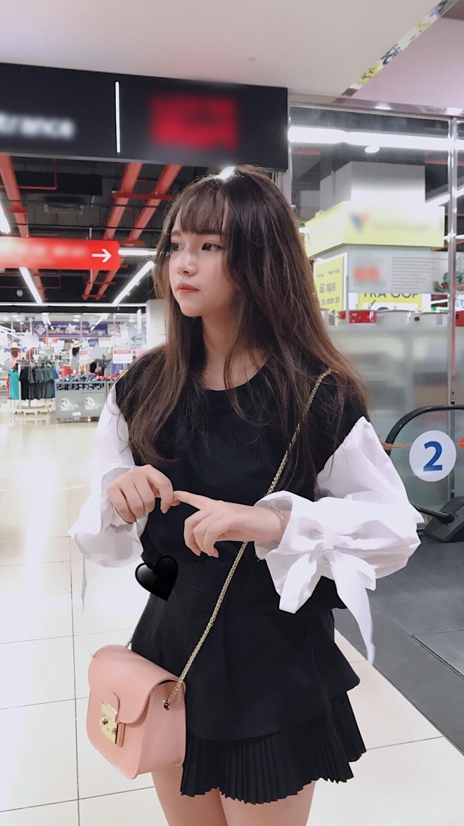 Những cô gái bất ngờ nổi tiếng vì sở hữu 'góc nghiêng thần thánh