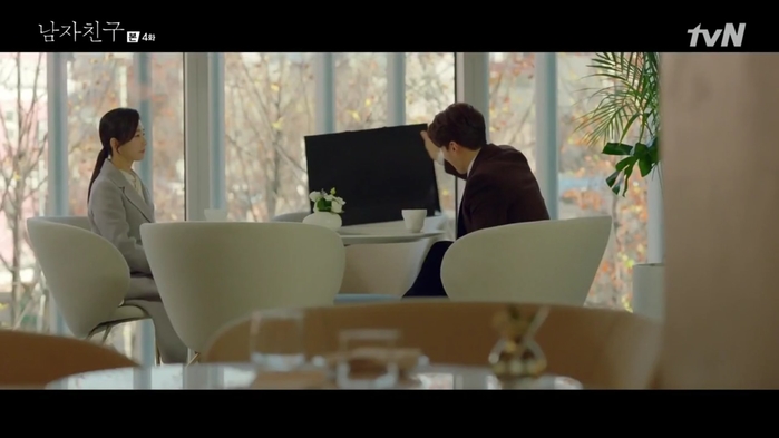 Encounter tập 4: Chồng cũ đứng hình khi thấy Song Hye Kyo bên trai đẹp