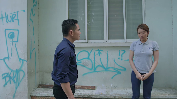 Gặp lại Kiệt trong hoàn cảnh éo le, Hân xấu hổ nói không nên lời