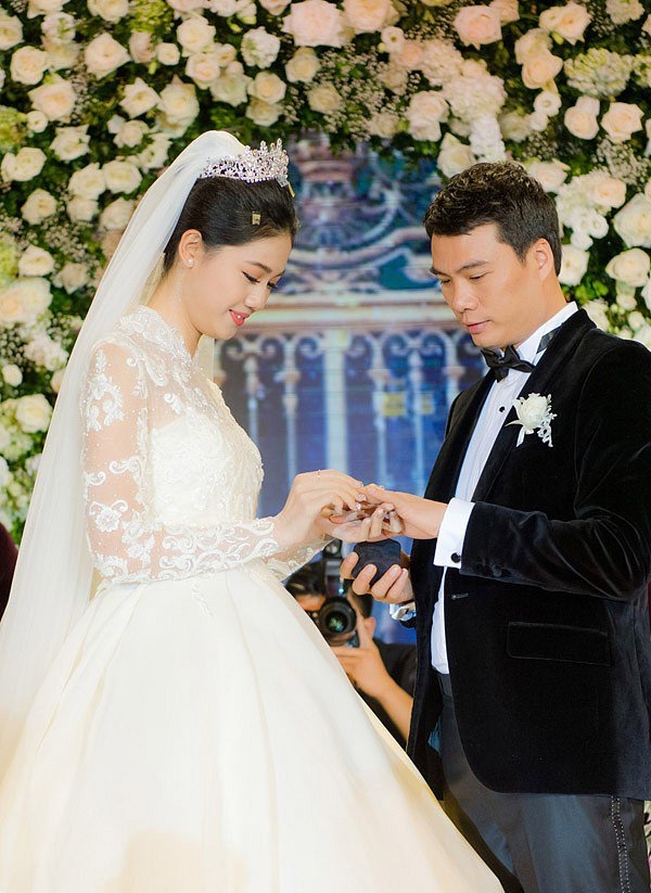 Hội những anh chồng tài ba của Hoa hậu, Á hậu Việt: đều là đại gia