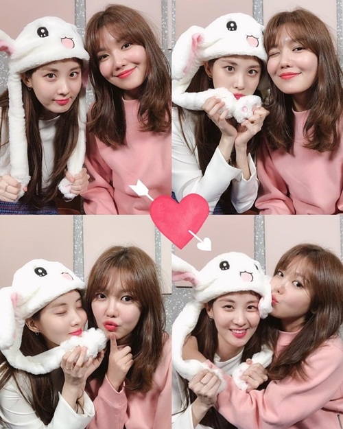 Ảnh hot sao Hàn: E'Dawn mặc quần 'phanh cúc' kỳ quặc
