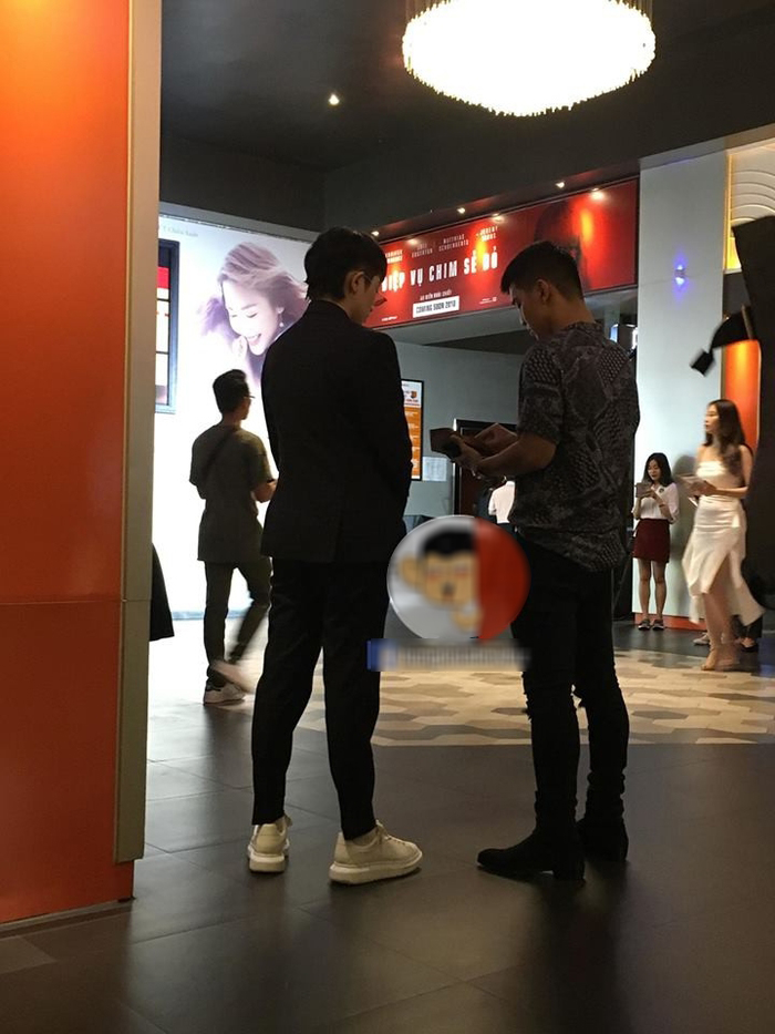 Khi “hội người yêu cũ” của sao Việt vô tình chạm mặt
