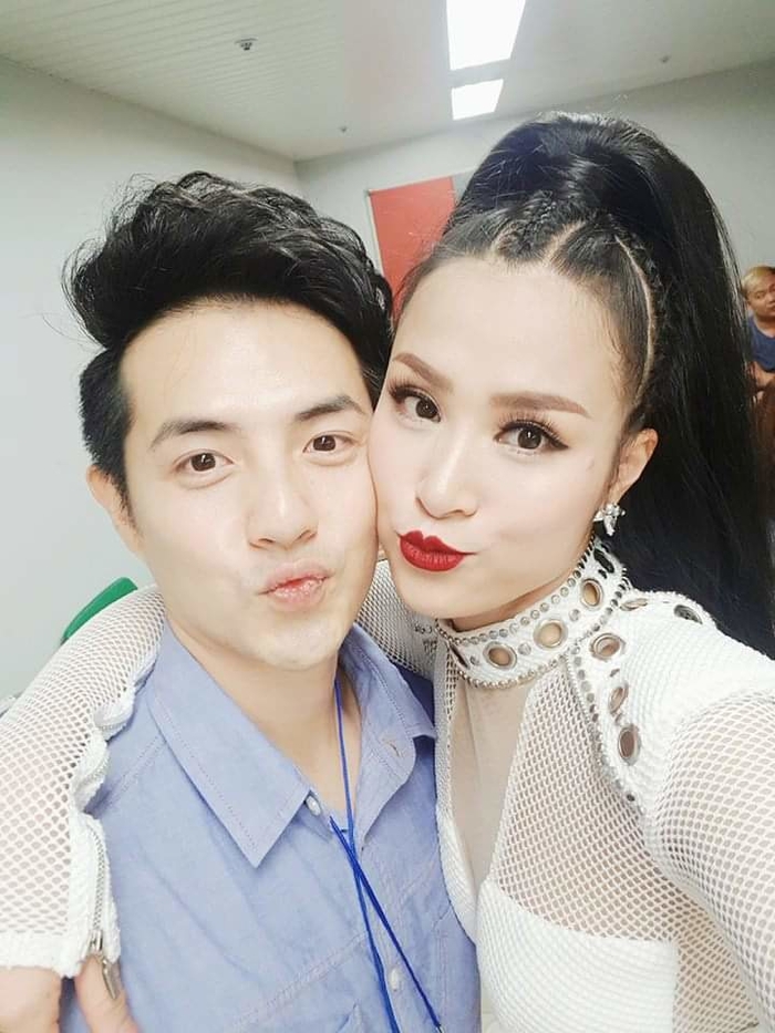 Một năm nhìn lại chặng đường tình yêu của các cặp đôi hot nhất showbiz