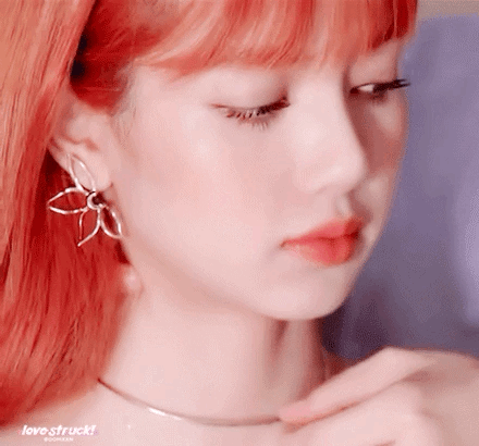 Mỹ nhân có nhan sắc búp bê hoàn hảo nhất Kpop hiện nay