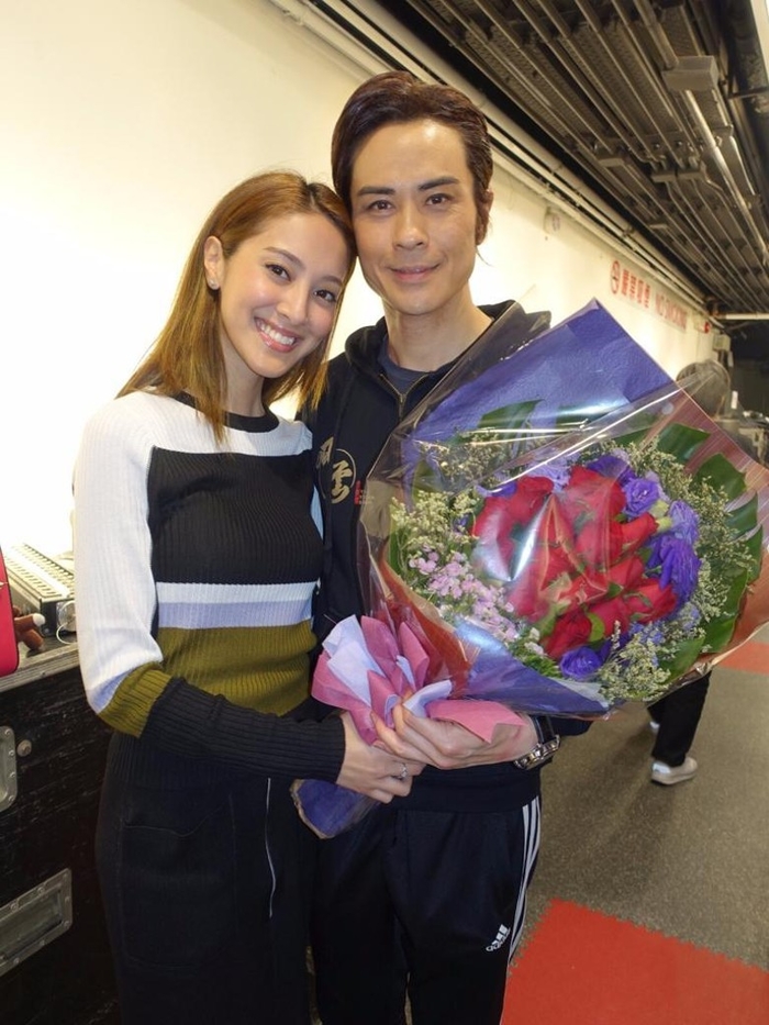 Những cặp đôi chú ơi em yêu anh đã từng gây bão showbiz châu Á