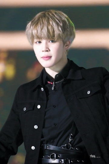 Những idol này còn được giới gay xứ Hàn yêu mến