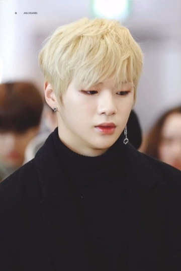 Những idol này còn được giới gay xứ Hàn yêu mến