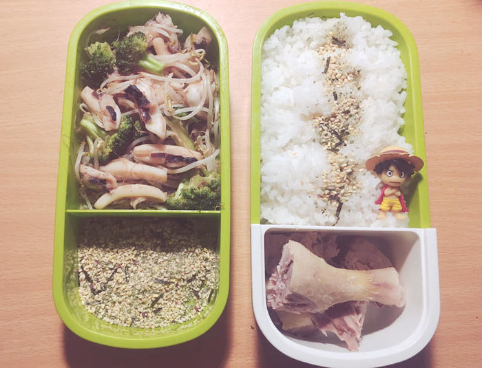 Ơn giời! Vợ nhà người ta với những hộp cơm trưa thần thánh đây rồi