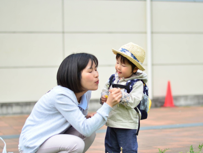 Trẻ bướng bỉnh tuổi lên 2 và lời khuyên của hữu ích từ các chuyên gia