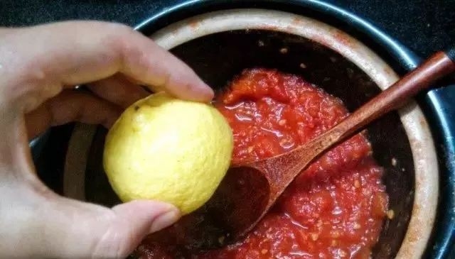 Tự làm sốt cà chua ngon hết xẩy để dùng dần chỉ với vài bước đơn giản