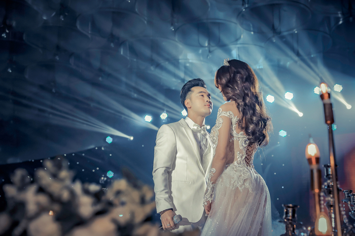 Ưng Hoàng Phúc tiết lộ sự hy sinh âm thầm 6 năm của bà xã Kim Cương