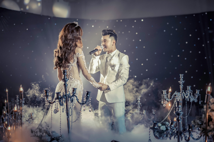 Ưng Hoàng Phúc tiết lộ sự hy sinh âm thầm 6 năm của bà xã Kim Cương