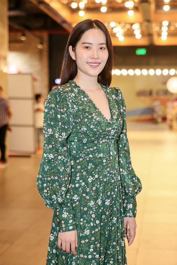 Từng xinh đẹp là thế nhưng cứ tăng cân Nam Em lại xuống sắc khó tin