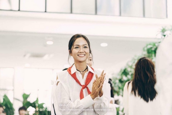 “Vũ khí tối thượng của H’Hen Niê ngoài đôi chân dài nuột còn có gì?