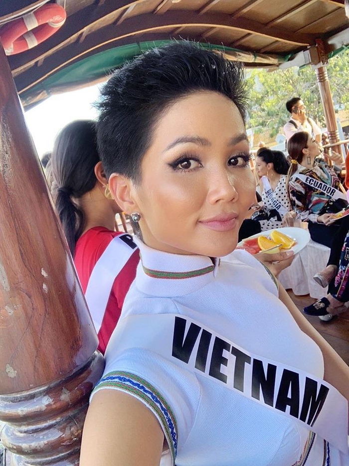 “Vũ khí tối thượng của H’Hen Niê ngoài đôi chân dài nuột còn có gì?