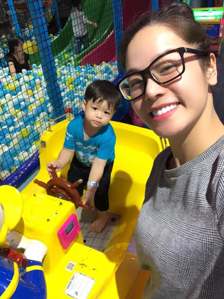 Phá»ng vấn Äá»c quyá»n Nháºt Kim Anh: Tôi ly hôn ÄÆ°á»£c gần 3 nÄm, hiá»n Äang bá» chá»ng cản trá» viá»c gặp con! - Ảnh 1.
