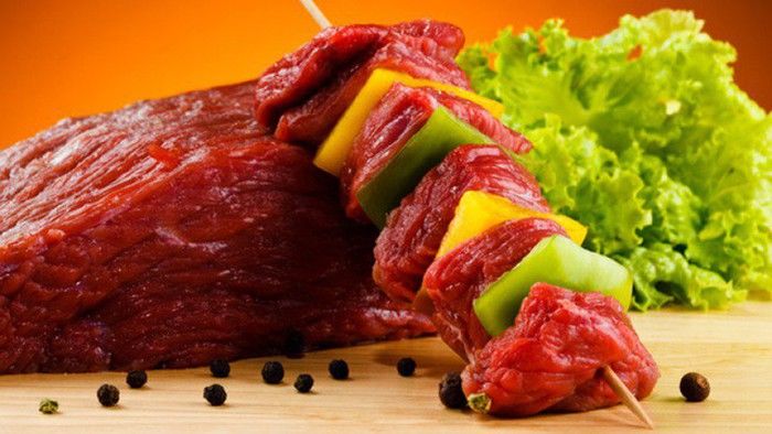 10 thực phẩm nên tránh ăn trước khi đi ngủ