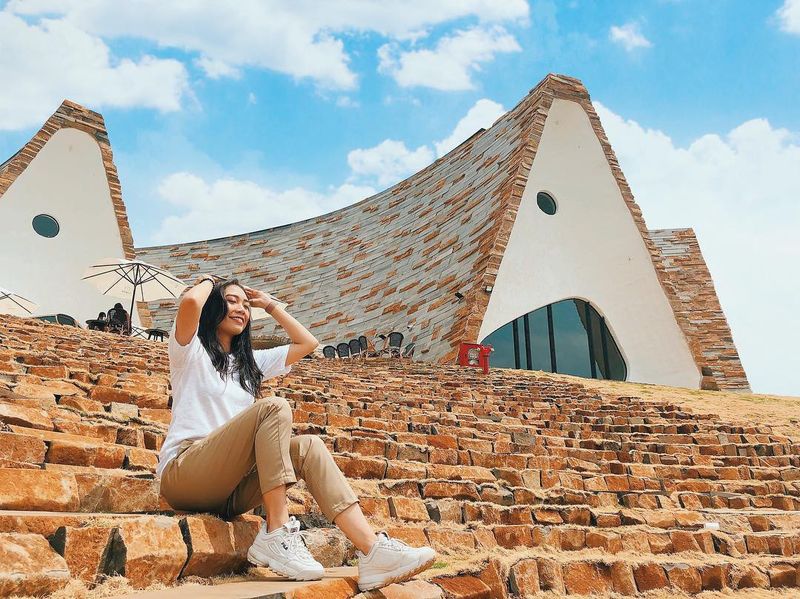 4 nơi check-in cứ lên ảnh là hứng triệu like này đã khiến Đắk Lắk bỗng chốc nổi đình đám ở Tây Nguyên - Ảnh 24. 4 nơi check-in cứ lên ảnh là hứng triệu like này đã khiến Đắk Lắk bỗng chốc nổi đình đám ở Tây Nguyên - Ảnh 24.