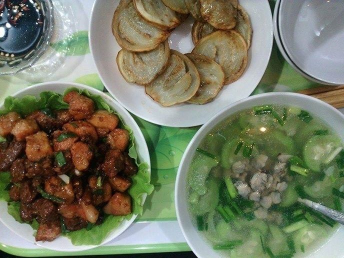 Chồng đi làm 10 triệu/tháng, vợ khéo léo chi tiêu cho gia đình 4 người